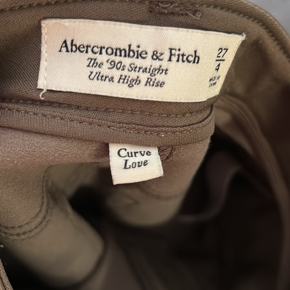 Abercrombie & Fitch: Curve Love The 90s Straight Ultra High Rise size 27 - Picture 7 of 7